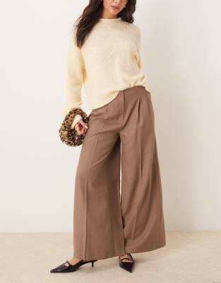 Asos Design Low Rise Triple Pleat Wide Leg Pants In Brown
