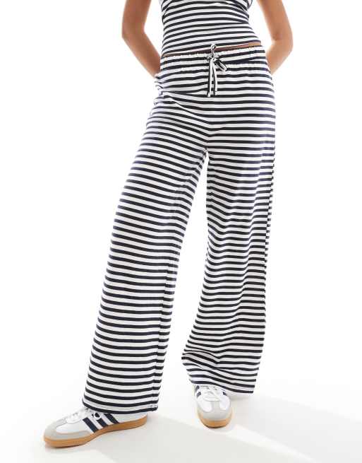 ASOS DESIGN low rise wide leg pants in navy and white stripe - part of a set, 4 of 4