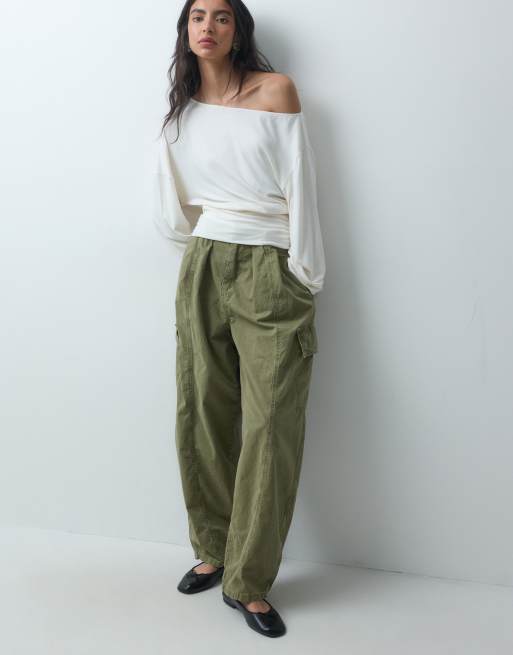ASOS DESIGN løstsiddende offshoulder-top med lange ærmer og taljeindsnøring i creme, 3 af 4