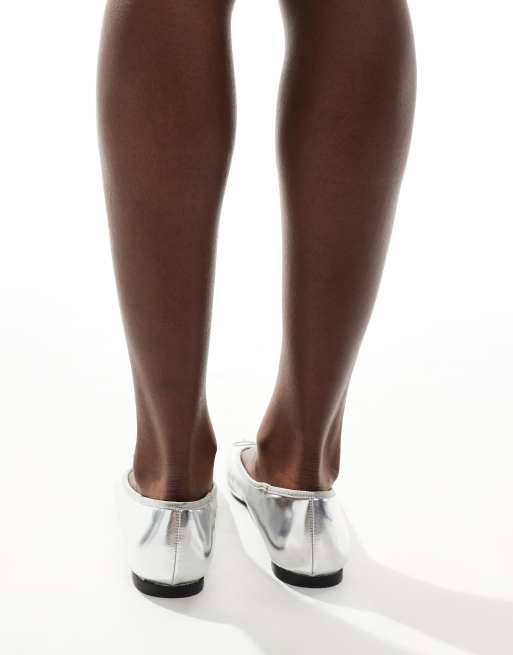 ASOS DESIGN – Luca – Silverfärgade ballerinaskor med fyrkantig tå, 2 av 4