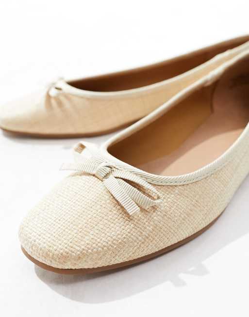 ASOS DESIGN Lullaby basic bow Ballet flats in Natural Fabrication | ASOS