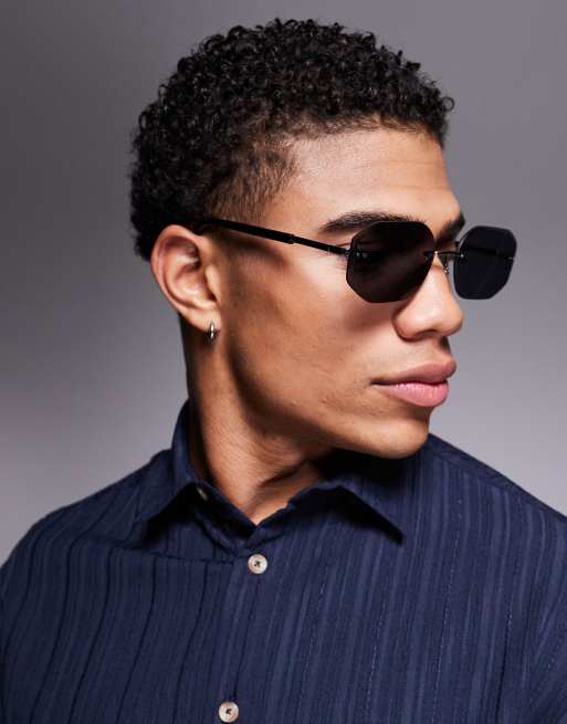 ASOS DESIGN - Lunettes de soleil à monture invisible avec verres noirs et branches argentées en métal , 3 de 3