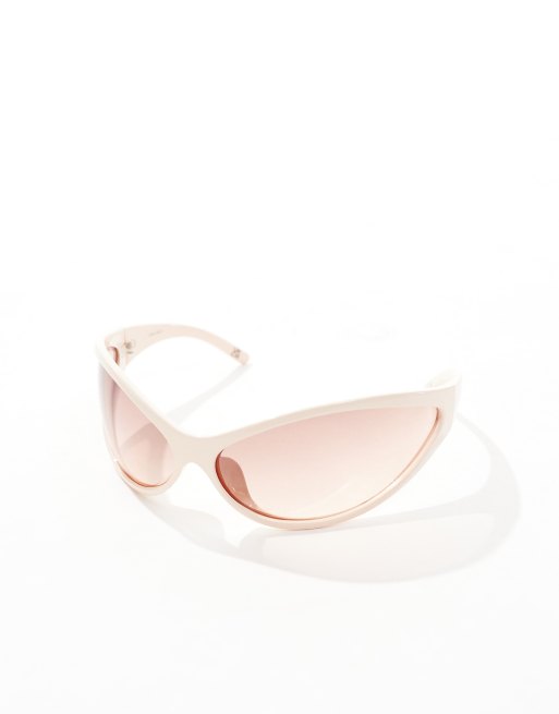 ASOS DESIGN - Lunettes de soleil enveloppantes style années 2000 à verres marron - Crème, 2 de 4