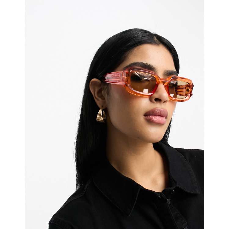 Lunettes carrées pour femme à monture épaisse et transparente