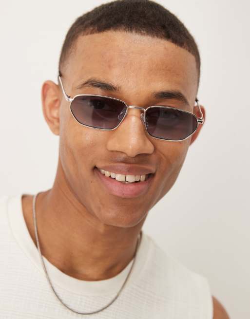 ASOS DESIGN - Lunettes de soleil rectangulaires en métal avec monture argentée et verres dégradés violet à bleu