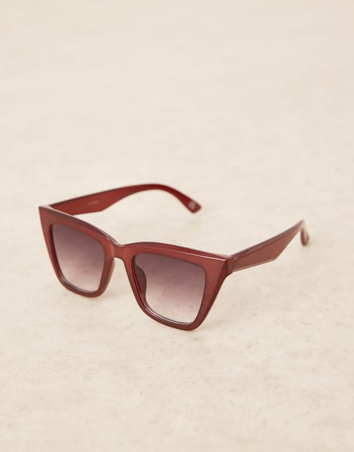 ASOS DESIGN - Lunettes de soleil yeux de chat biseautées - Bordeaux, 2 de 3