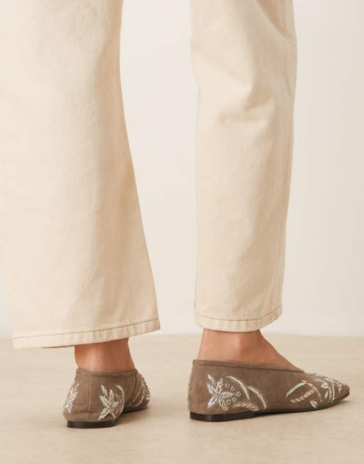 ASOS DESIGN Lupin premium embroidered chisel toe ballet flats in olive, 4 of 4