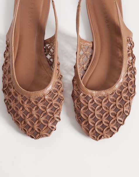 Binnenkort een bruiloft? 10x chique platte schoenen onder de 85 euro