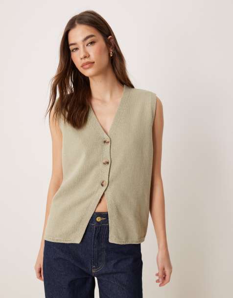 ASOS DESIGN clean knitted relaxed fit waistcoat in khaki