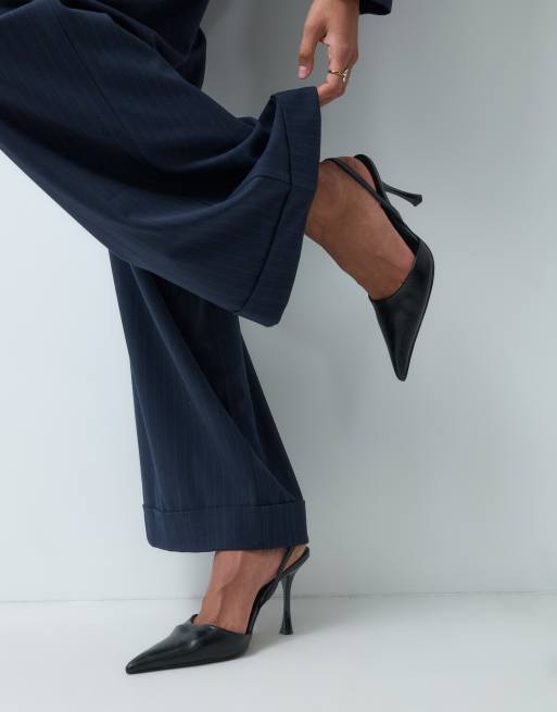 ASOS DESIGN luźne spodnie garniturowe w granatowy prążek, 2 z 5
