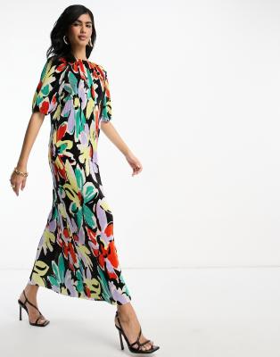 Asos Design - Lys Og Sort Plisseret Maxi-Smock-Kjole Med D-Ring På Ryggen Og Blomstermønster-Multifarvet