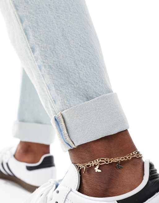 ASOS DESIGN - Lyseblå afslappede mom-jeans med høj talje og flænger, 3 af 5
