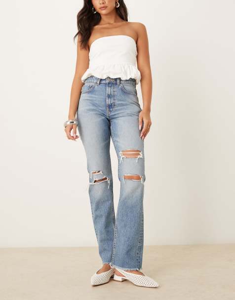ASOS DESIGN - Lyseblå jeans med mellemhøj talje, lige ben og flænger - view 1