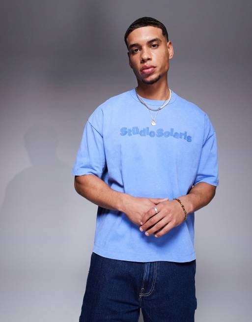 ASOS DESIGN - Lyseblå oversized T-shirt med tekstbroderi i kraftigt stof på 220 gsm i firkantet pasform