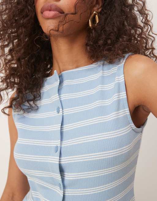 ASOS DESIGN - Lyseblå ribstrikket ærmeløs top med gennemgående knapper og striber - Del af sæt, 3 af 4