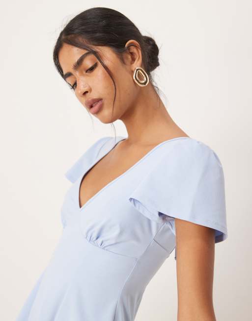 ASOS DESIGN - Lyseblå tea-minikjole med V-front og flæseærmer, 3 af 4
