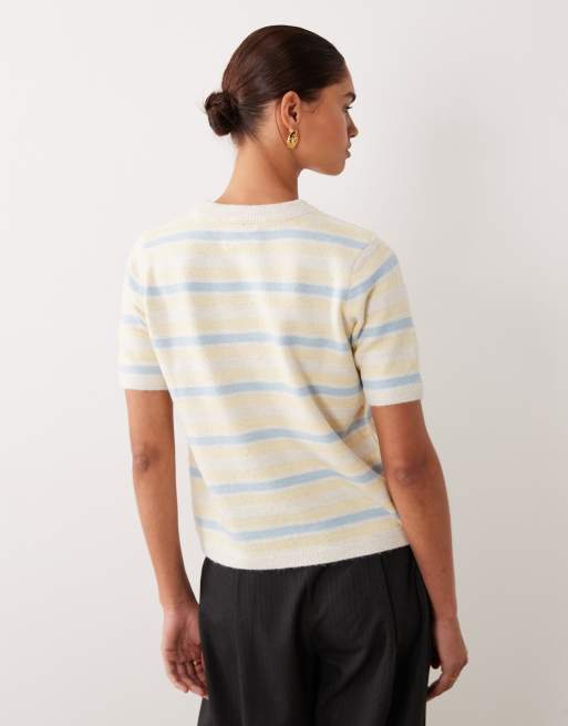 ASOS DESIGN - Lysegul kortærmet striktrøje med striber, 2 af 4
