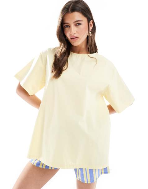 ASOS DESIGN - Lysegul T-shirt med trapez-form og plisseringer bagpå i poplin - view 1