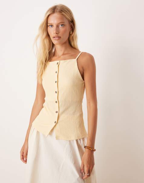 ASOS DESIGN - Lysegul top med tekstur, tynde stropper og gennemgående knapper - view 1