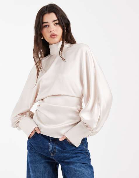 ASOS DESIGN - Lyserød bluse med høj hals og flagermusærmer i satin - view 1