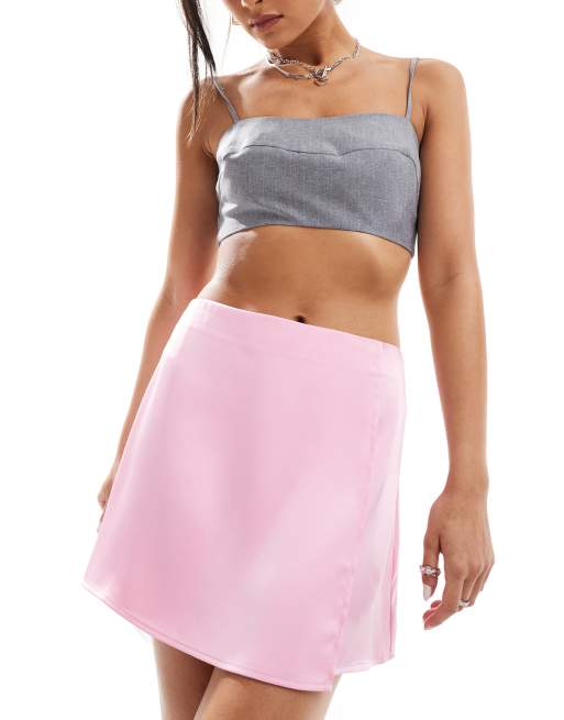 ASOS DESIGN - Lyserød slå-om-mininederdel i satin