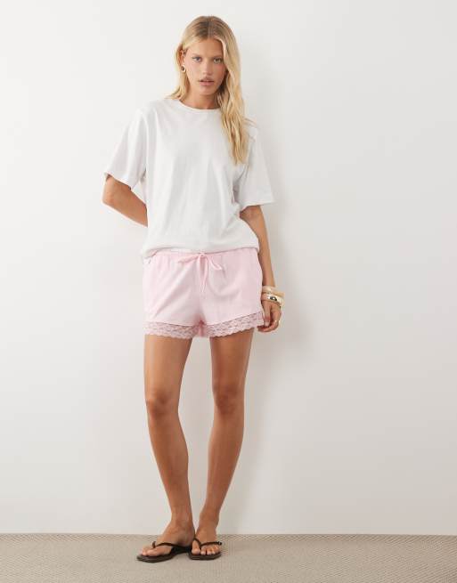 ASOS DESIGN - Lyserøde shorts i satin med løbesnor og blondekanter - Del af sæt, 2 af 5