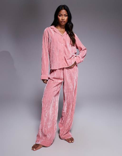 ASOS DESIGN - Lyserødt pyjamassæt i velour med tekstur, 2 af 4