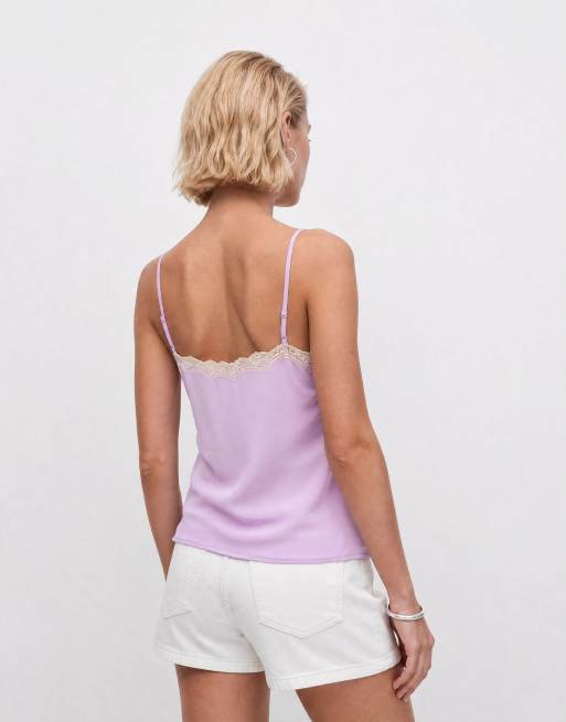 ASOS DESIGN - Lyslilla cami-top med asymmetrisk halsudskæring med blondekant, 4 af 4