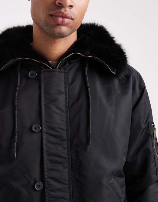 ASOS DESIGN – MA1-Bomberjacke in Schwarz mit Oversize-Schnitt und Kapuze mit Kunstpelzbesatz, 3 von 5