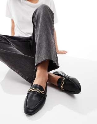 ASOS DESIGN - Macaroon - Loafer in Schwarz mit Kettendetail