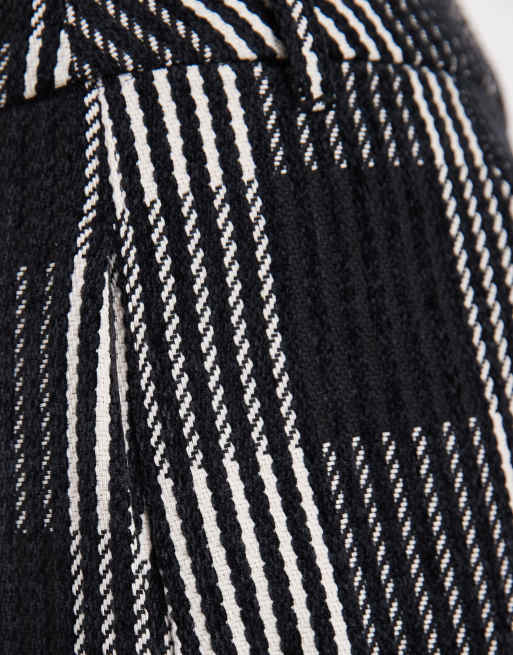 ASOS DESIGN maßgeschneiderte Bouclé-Hose mit sehr weitem Bein in Monokaro, 4 von 5