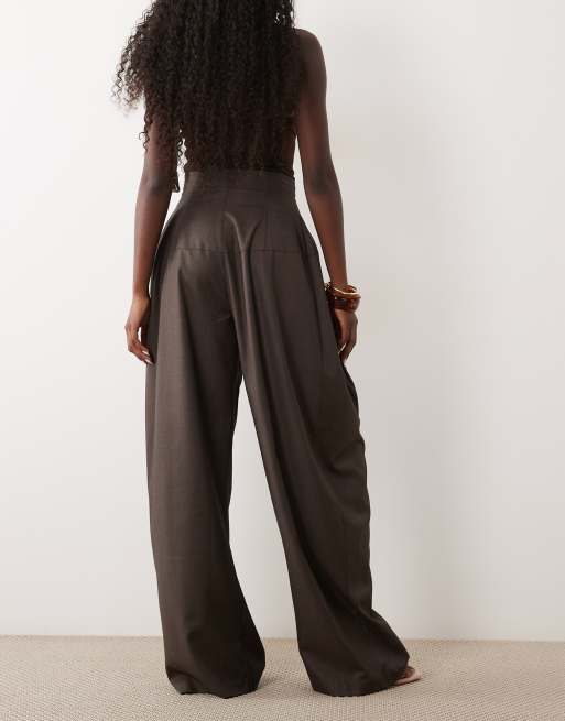 ASOS DESIGN maßgeschneiderte Hose mit weitem Bein und betonter Taille in Dunkelbraun, 2 von 5