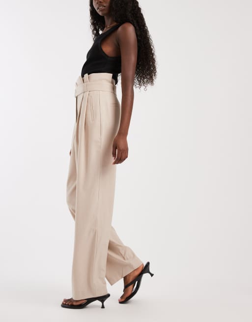 ASOS DESIGN maßgeschneiderte Paperbag-Hosen mit Piraten-Peg-Bein in Sand, 2 von 5