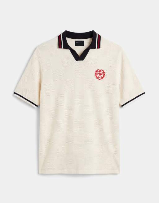 ASOS DESIGN - Maglia da calcio comoda écru e blu navy con scollo a intaglio e ricamo, 6 di 9