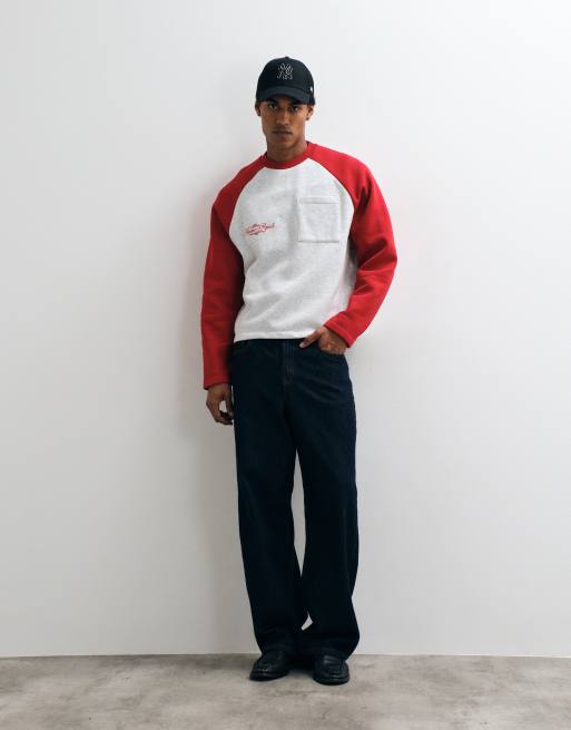 ASOS DESIGN maglia relaxed boxy a contrasto con maniche raglan e ricamo rosso, 2 di 5