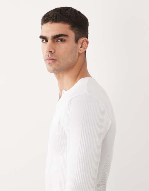 ASOS DESIGN - Maglietta a maniche lunghe attillata bianca a coste con collo serafino, 4 di 5