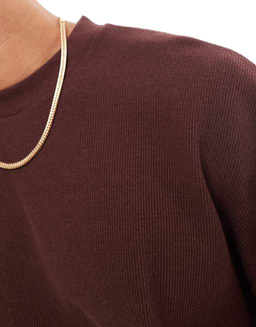 ASOS DESIGN - Maglietta a maniche lunghe oversize color marrone scuro testurizzata con spacco laterale, 4 di 4