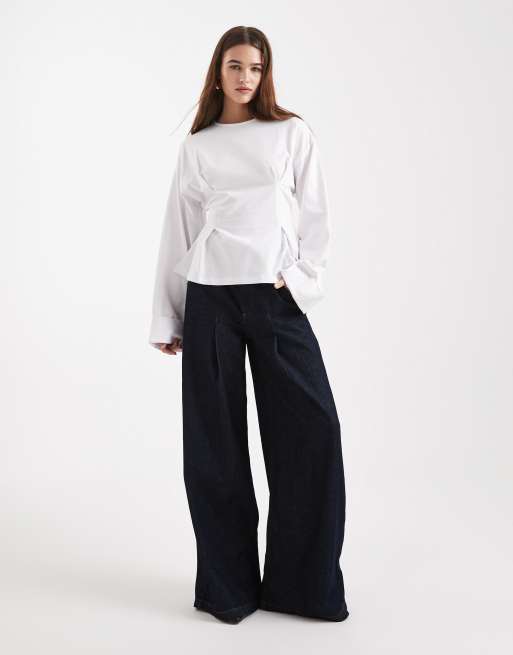 ASOS DESIGN - Maglietta a maniche lunghe stretta in vita bianca con polsini ampi, 2 di 4