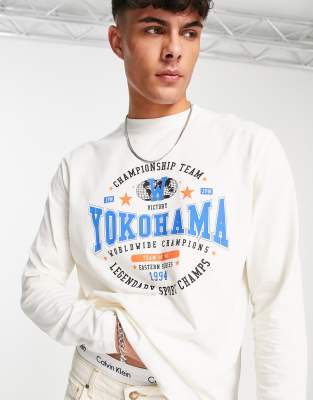 Maglietta comoda a maniche lunghe bianco sporco con stampa stile college - ASOS DESIGN T-shirt donna  - immagine2