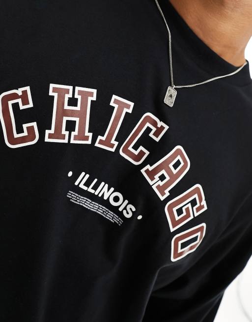 ASOS DESIGN - Maglietta oversize nera a maniche lunghe con stampa Chicago sul davanti, 2 di 4