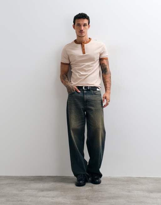 ASOS DESIGN maglietta slim ringer serafino in beige slavato, 2 di 5