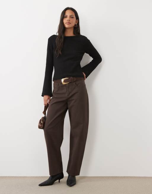 ASOS DESIGN maglione a coste con scollo asimmetrico e vita segnata nero, 2 di 4
