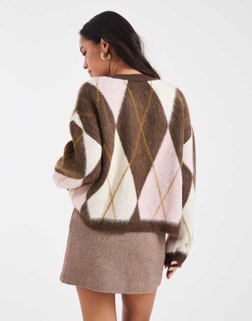 ASOS DESIGN - Maglione color cioccolato squadrato a losanghe con scollo a V, 4 di 4