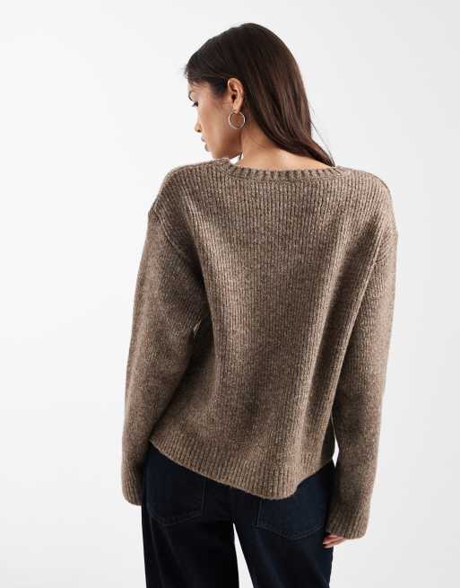 ASOS DESIGN - Maglione color moka a doppio strato con scollo a V, 4 di 4