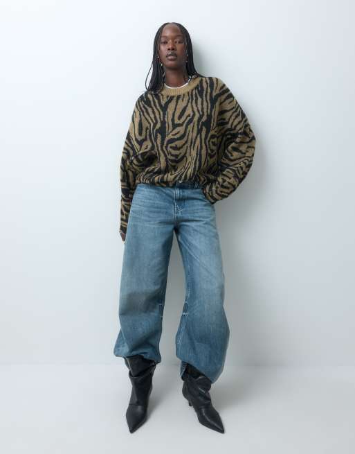 ASOS DESIGN maglione con dettagli di cucitura e maniche a pipistrello con stampa zebra, 1 di 5