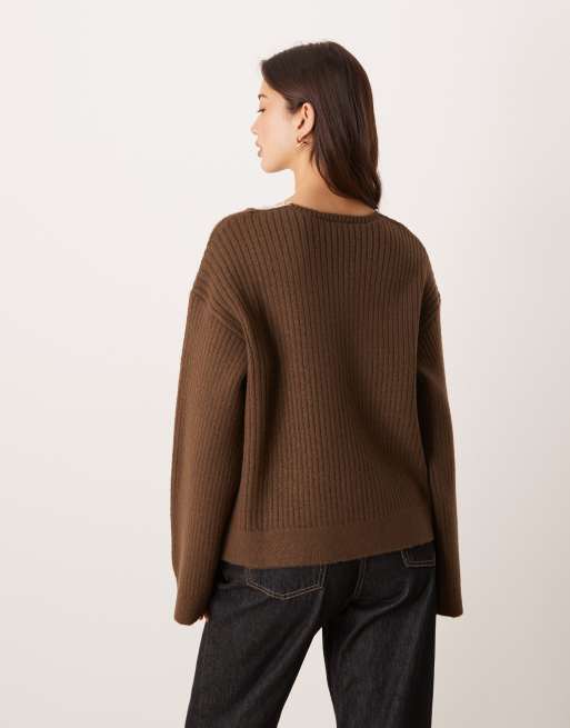 ASOS DESIGN - Maglione con scollo a V profondo con finiture in pizzo marrone, 4 di 4