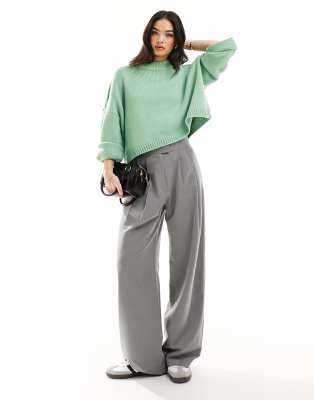 ASOS DESIGN - Maglione corto girocollo color salvia