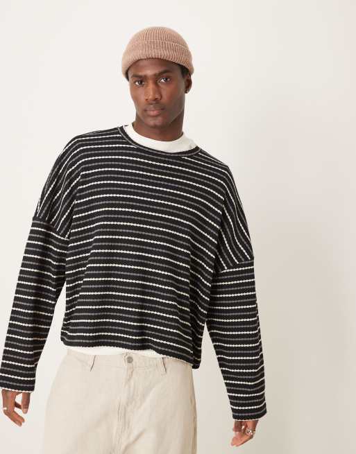 ASOS DESIGN - Maglione corto super oversize leggero nero a righe bianche effetto lavorato a maglia