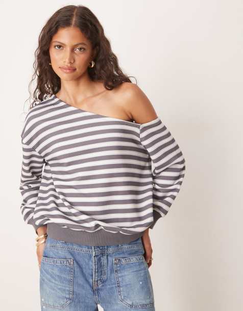 ASOS DESIGN - Maglione extra largo color blu navy a righe con spalla scoperta e rovescio a ricci - view 1