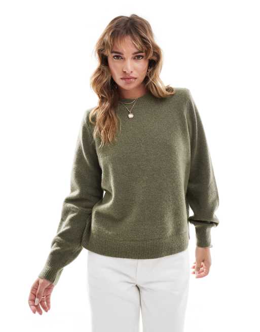 ASOS DESIGN - Maglione girocollo kaki in maglia compatta con spalline imbottite